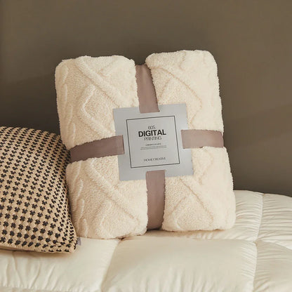 Ultra-Soft 3D Plush Fleece Blanket – Luxurious Dense Weave for Exceptional Warmth