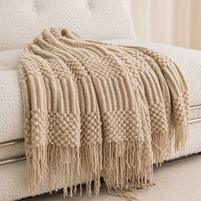Chunky Knitted Throw Blanket with Tassels – Oversized Farmhouse Luxury Comfort