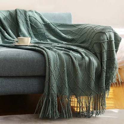 Chunky Knitted Throw Blanket with Tassels – Oversized Farmhouse Luxury Comfort