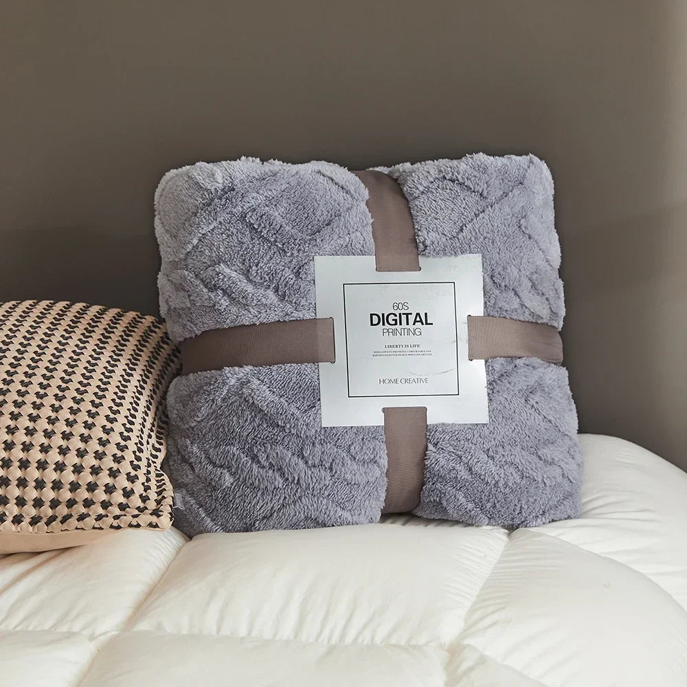 Ultra-Soft 3D Plush Fleece Blanket – Luxurious Dense Weave for Exceptional Warmth