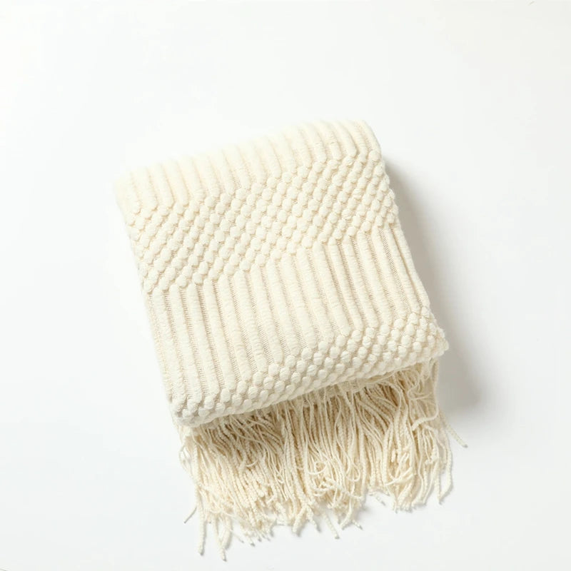 Chunky Knitted Throw Blanket with Tassels – Oversized Farmhouse Luxury Comfort